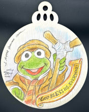 Load image into Gallery viewer, Robin the Frog 5&quot; Christmas Ornament - Guy Gilchrist Original